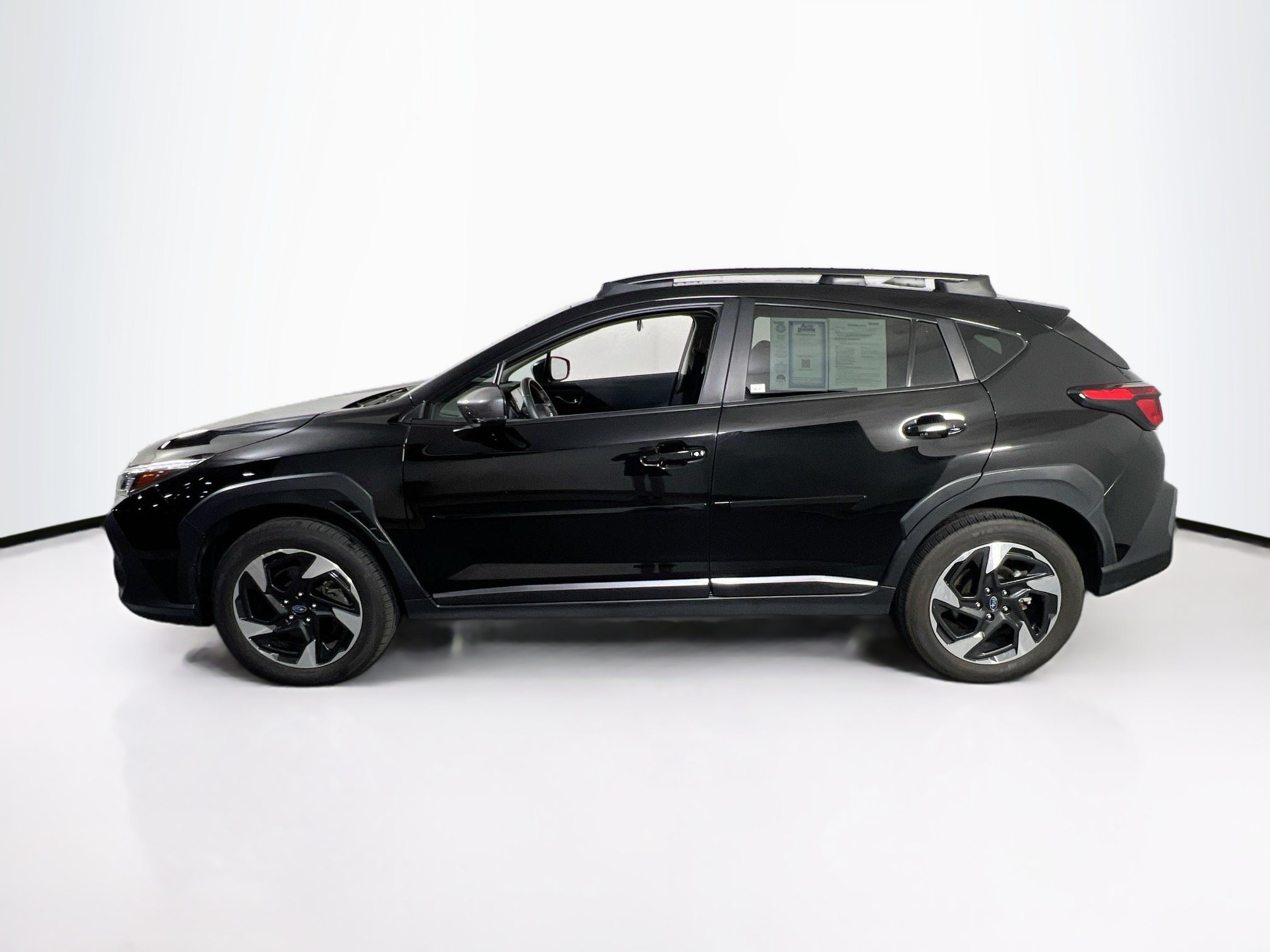 Used 2024 Subaru Crosstrek 2.5i Limited AWD/4WD image 8