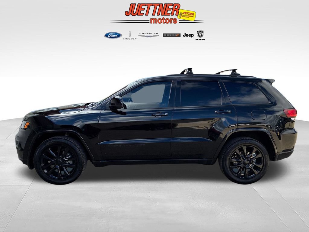 Used 2020 Jeep Grand Cherokee Altitude AWD/4WD image 2