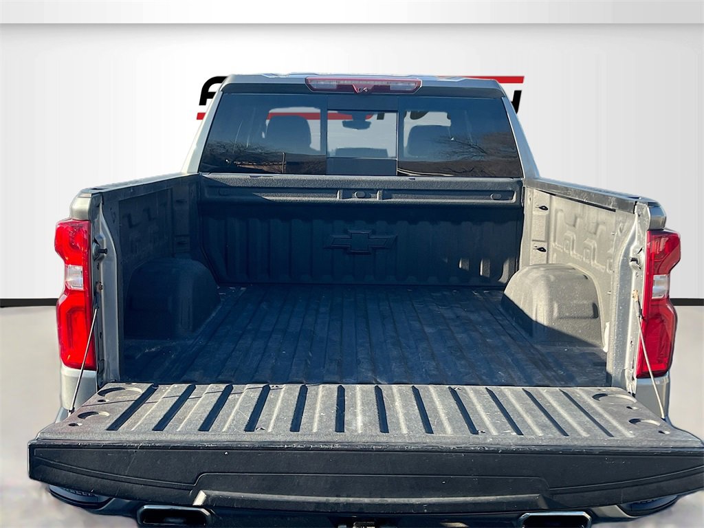 Used 2021 Chevrolet Silverado 1500 High Country w/ Technology Package image 28