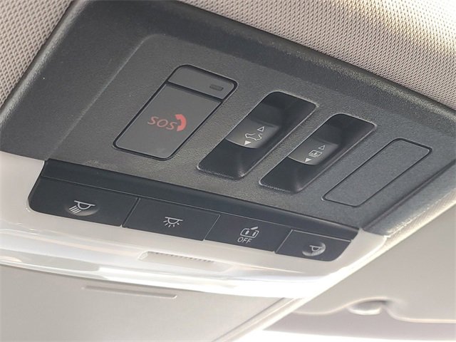 Used 2021 Nissan Rogue SV w/ Premium Package image 20