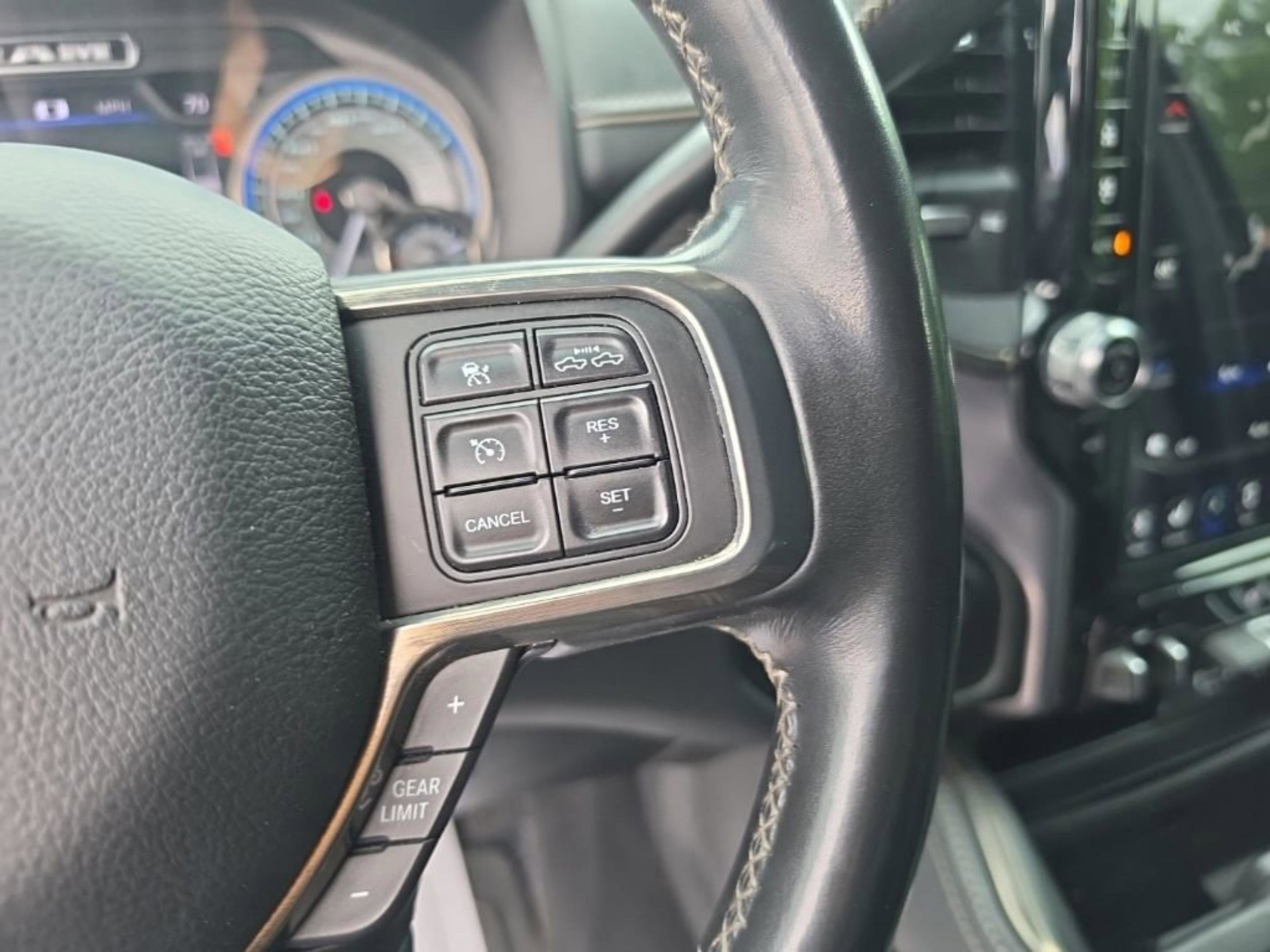 Used 2021 RAM 2500 Limited AWD/4WD image 16