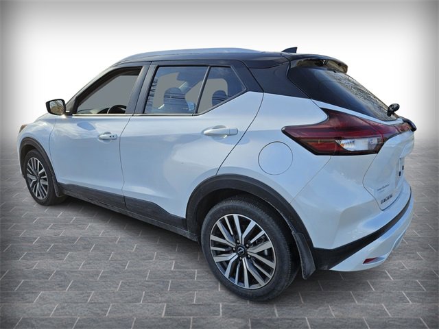 Used 2023 Nissan Kicks SV image 5