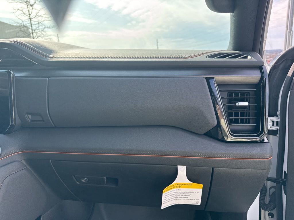 Used 2024 GMC Sierra 1500 AT4 w/ AT4 Premium Package image 24