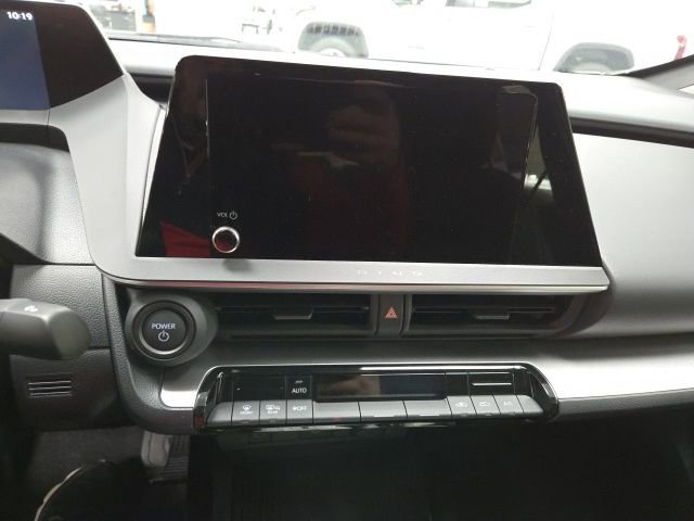 New 2026 Toyota Prius LE image 25