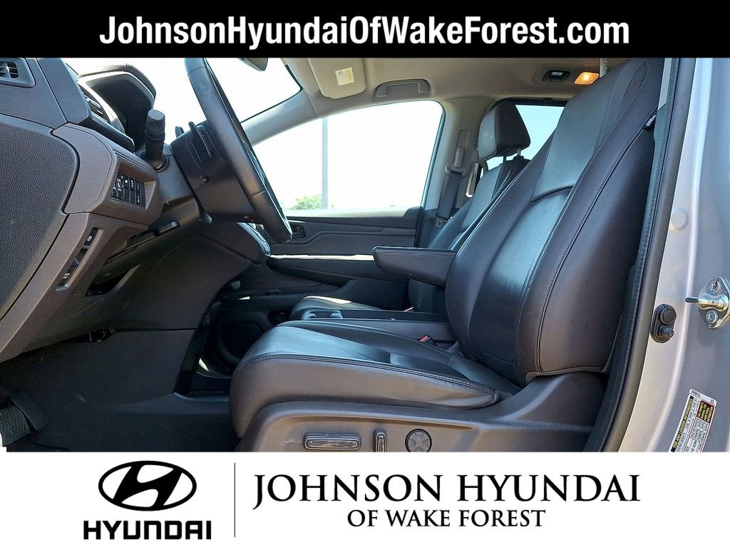 Used 2018 Honda Odyssey EX-L image 17