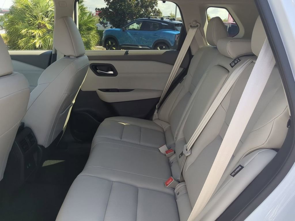New 2026 Nissan Rogue SV image 14
