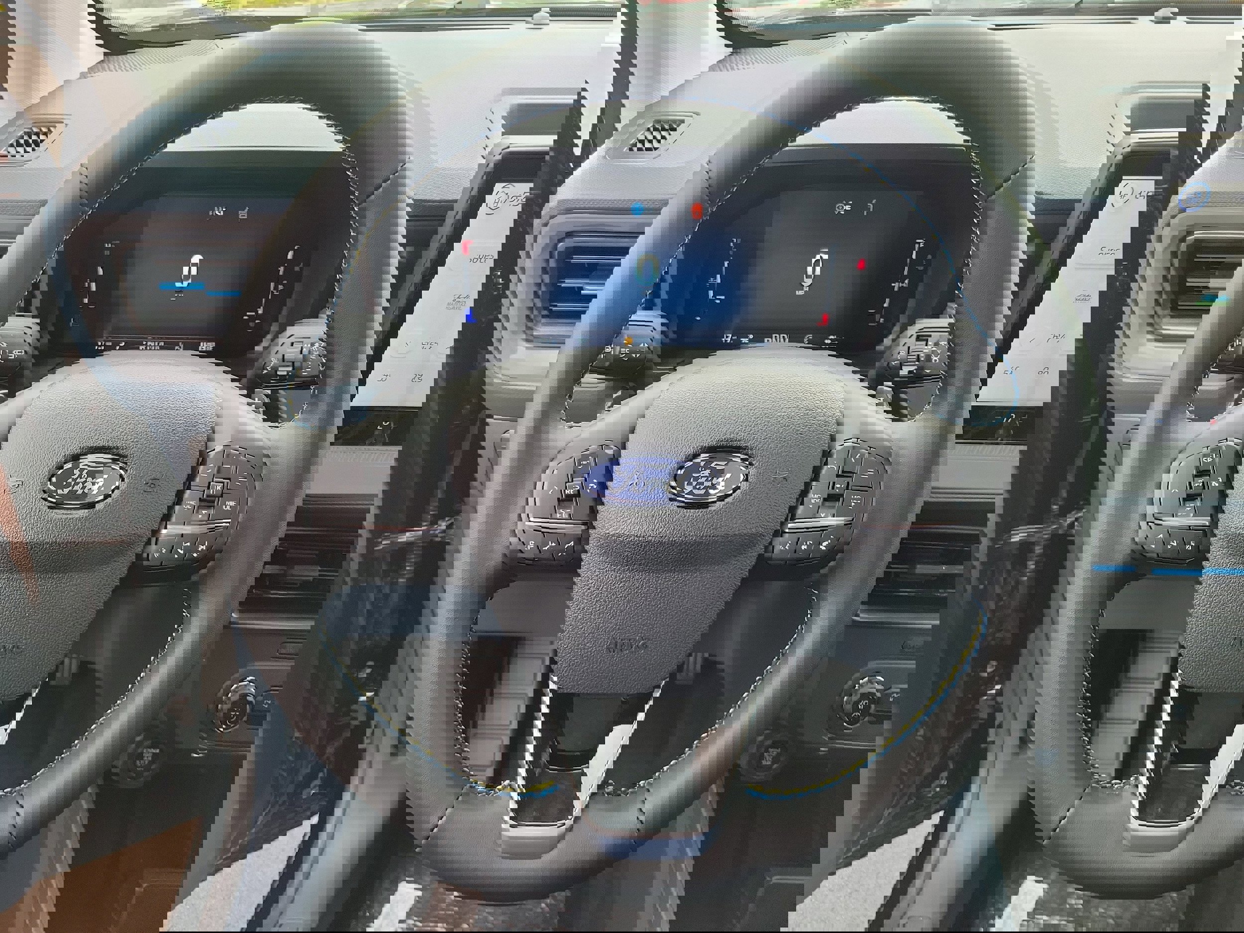 New 2025 Ford Maverick Lobo image 22