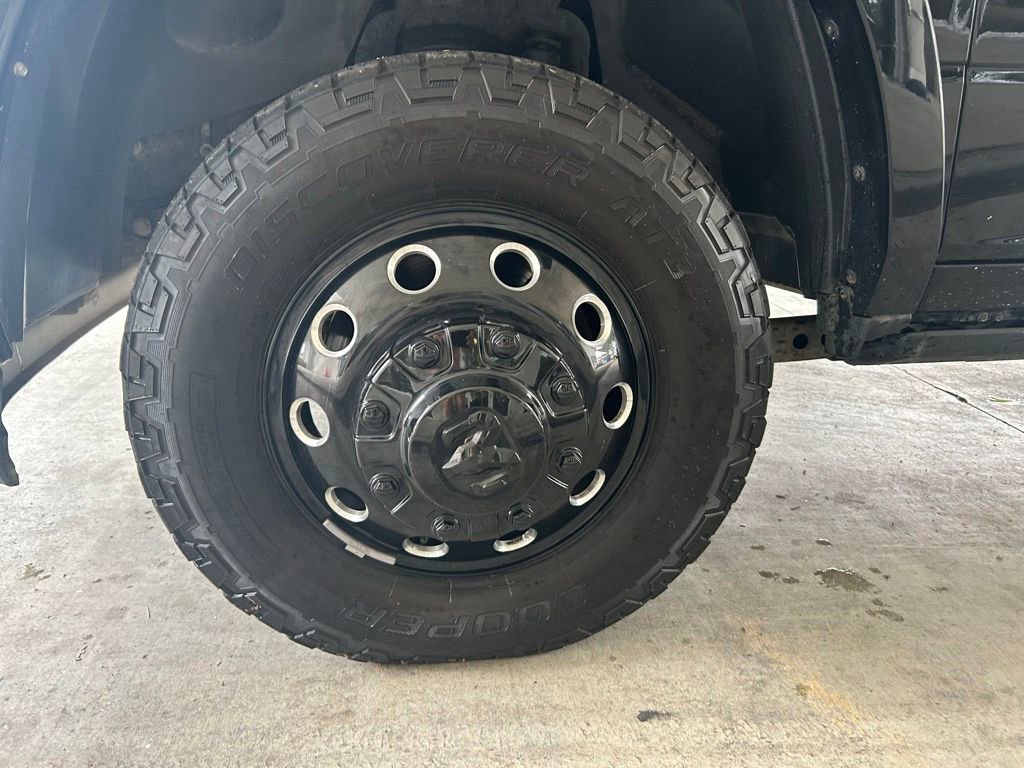 Used 2024 RAM 3500 Limited w/ Night Edition AWD/4WD image 16