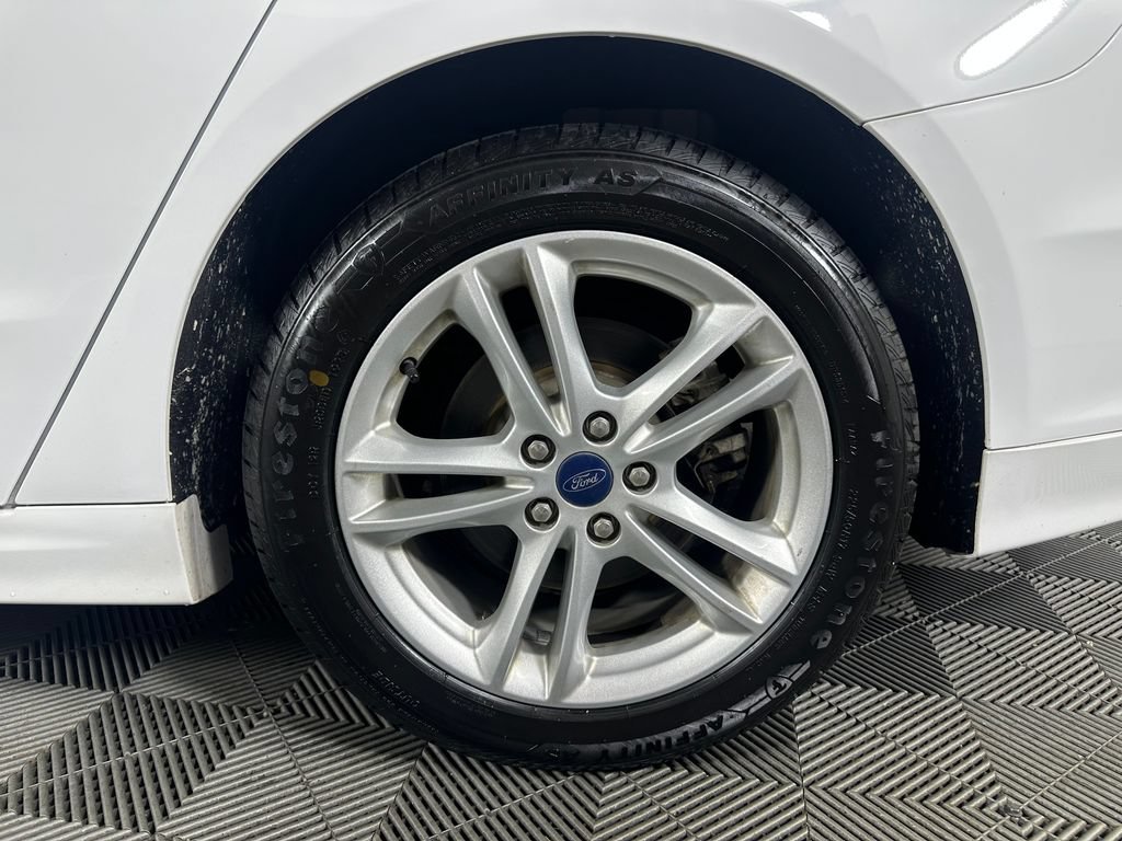 Used 2018 Ford Fusion S FWD image 14