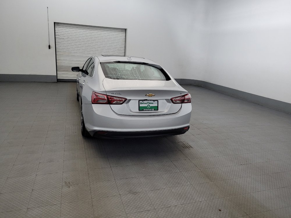 Used 2021 Chevrolet Malibu LT FWD image 6