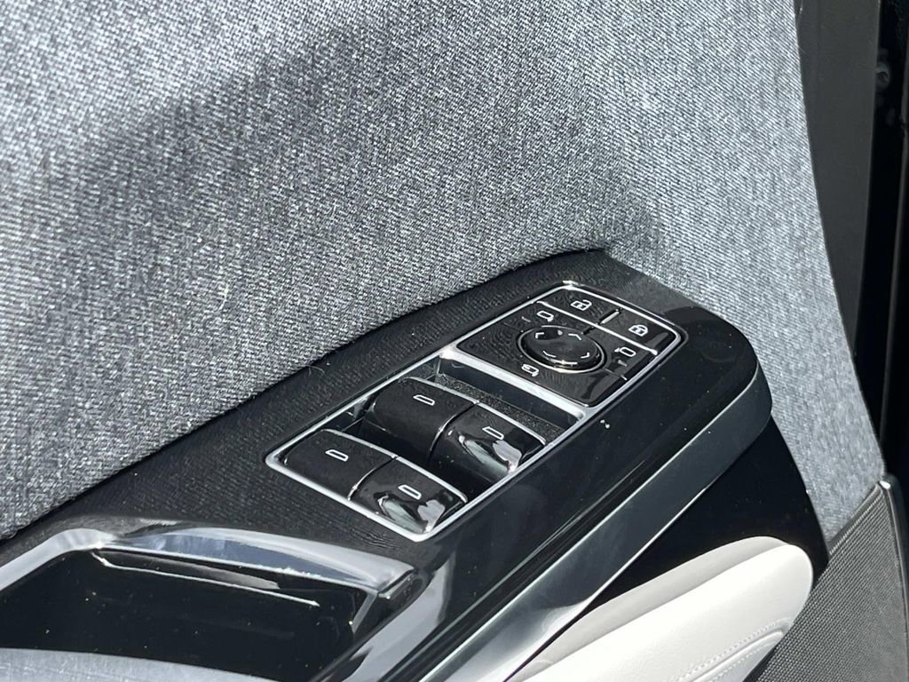 New 2026 Cadillac Escalade ESV Platinum Sport AWD/4WD image 28