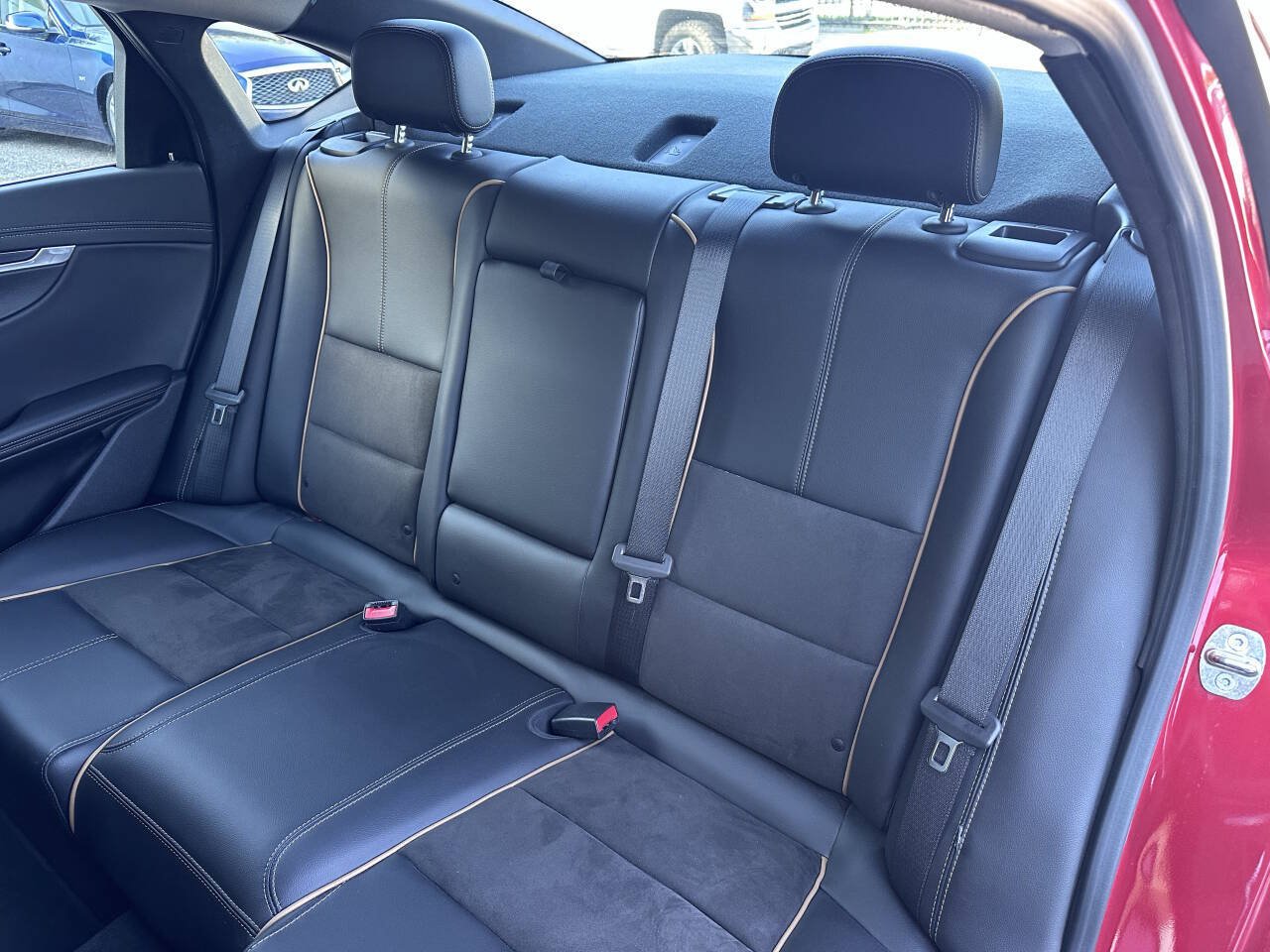 Used 2015 Chevrolet Impala LT w/ Convenience Package FWD image 31