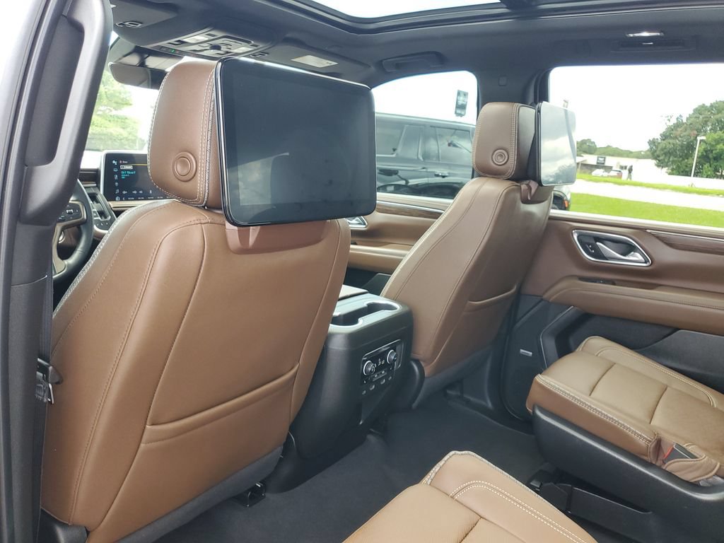 Used 2023 Chevrolet Tahoe High Country RWD image 25