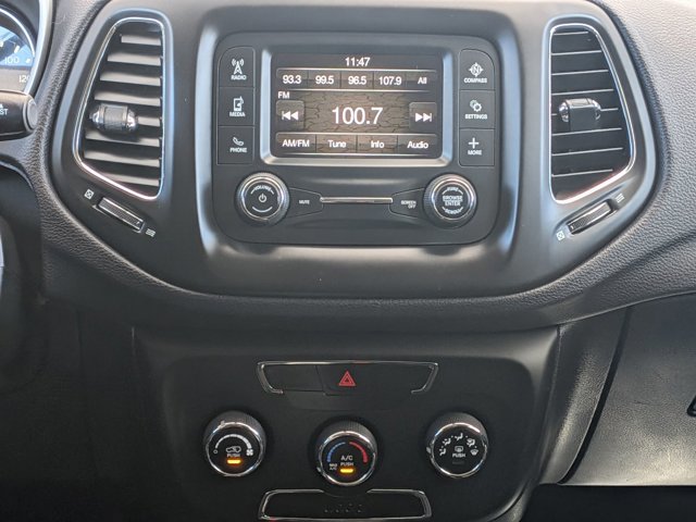 Used 2017 Jeep Compass Latitude image 14