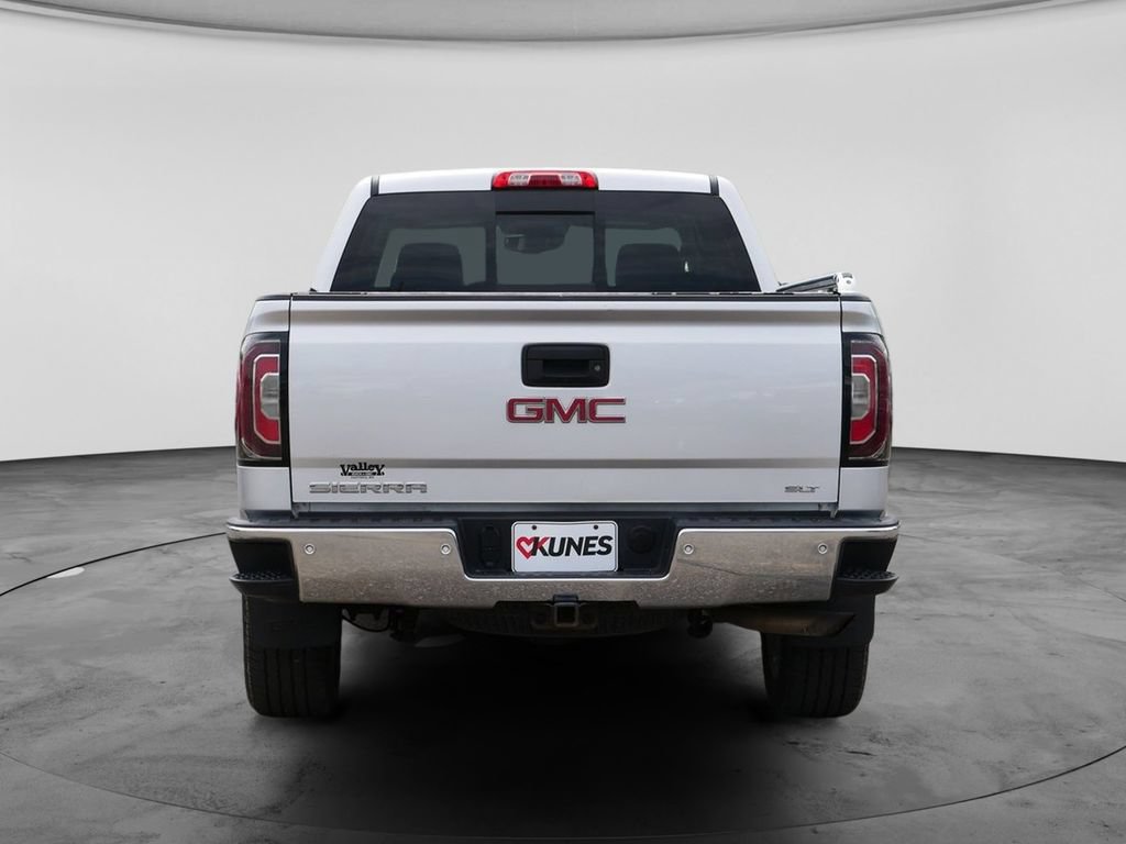 Used 2018 GMC Sierra 1500 SLT AWD/4WD image 9