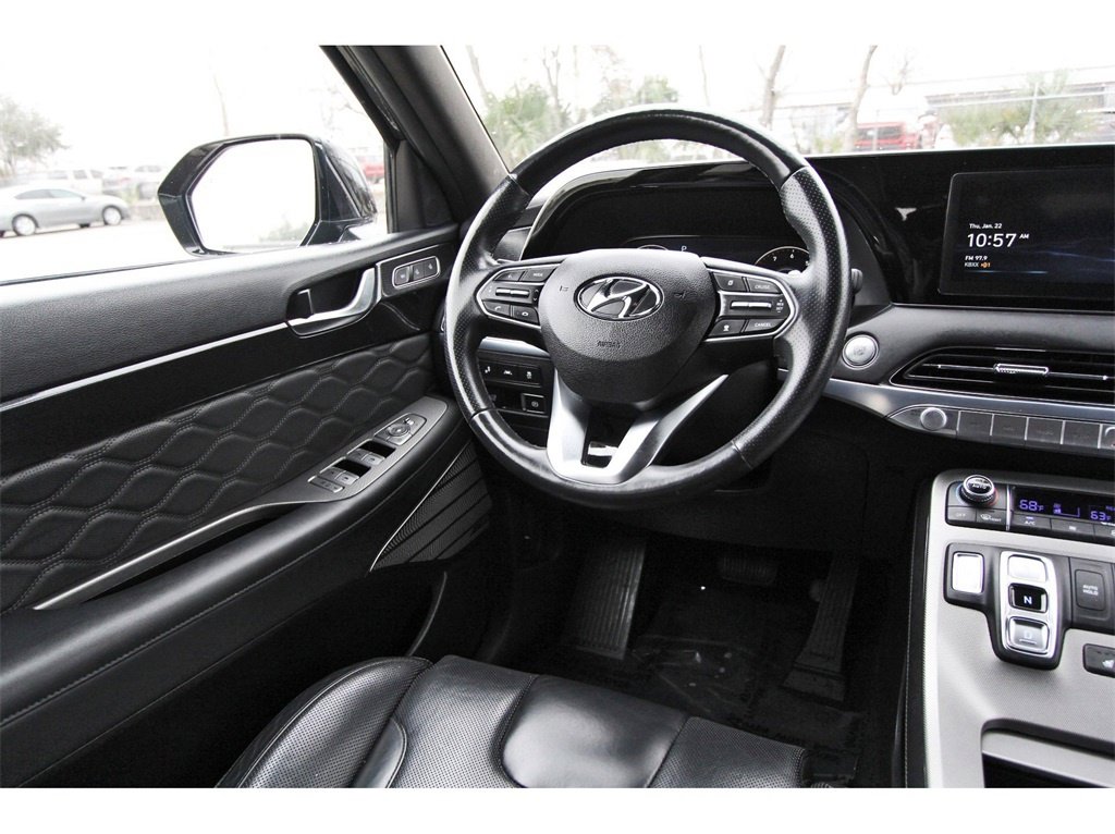 Used 2022 Hyundai Palisade Calligraphy image 8