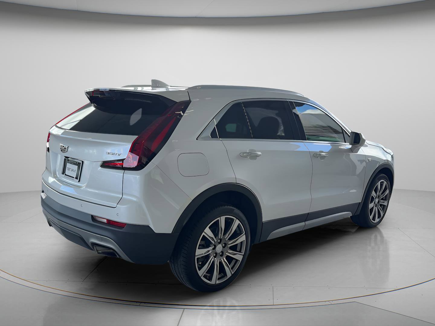 Used 2020 Cadillac XT4 Premium Luxury FWD image 7