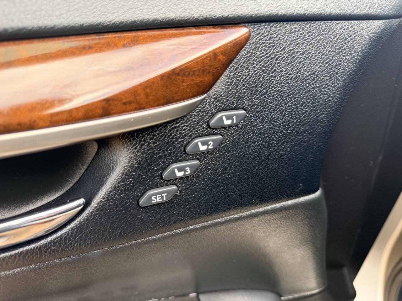 Used 2017 Lexus ES 350 FWD image 25