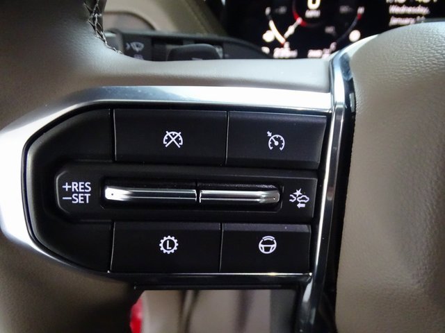 Certified 2025 GMC Yukon Denali w/ Denali Reserve Package image 7