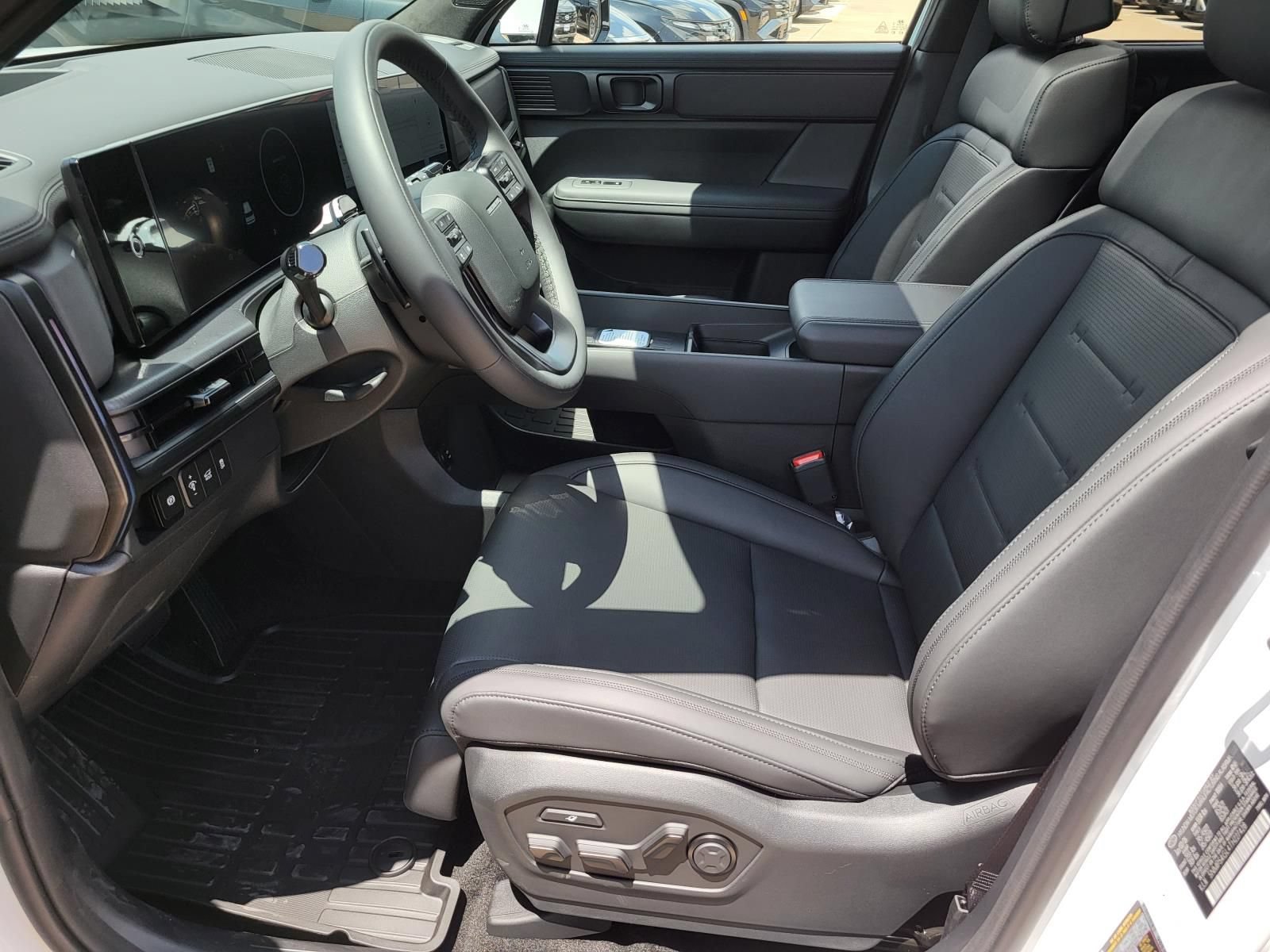 New 2026 Hyundai Santa Fe Calligraphy FWD image 15