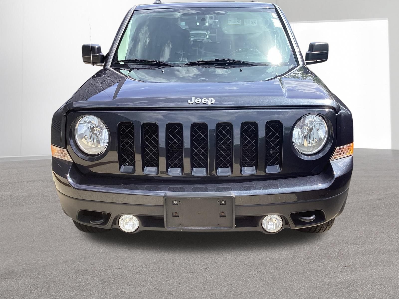 Used 2014 Jeep Patriot Sport AWD/4WD image 17