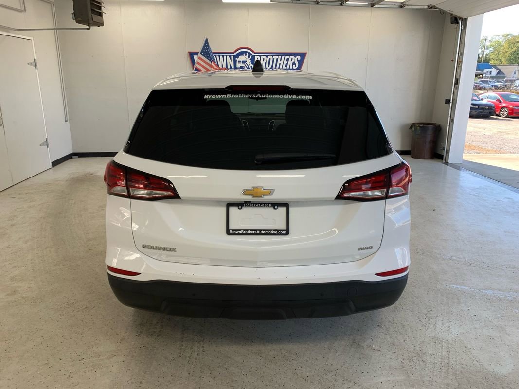 Used 2022 Chevrolet Equinox LS w/ LS Convenience Package image 5
