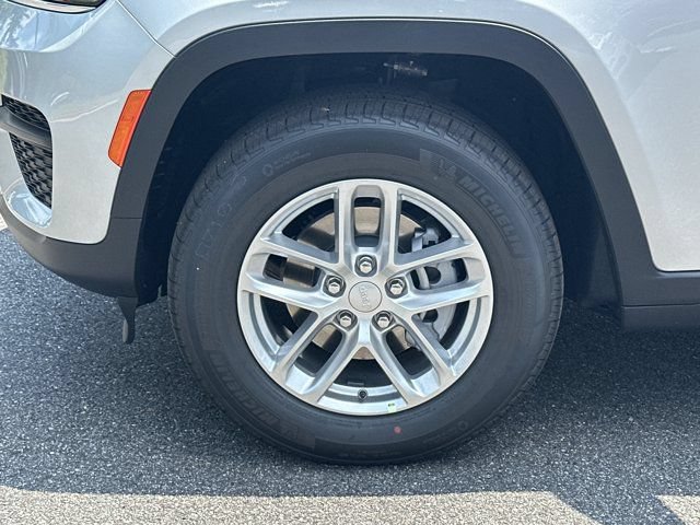 New 2026 Jeep Grand Cherokee Laredo X RWD image 11
