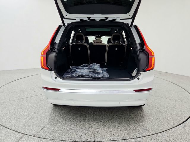New 2026 Volvo XC90 B5 Core image 19