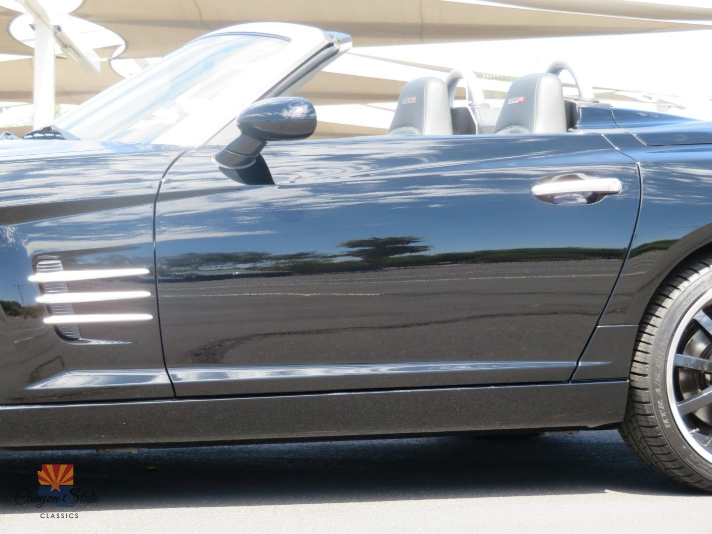 Used 2005 Chrysler Crossfire SRT-6 RWD image 19