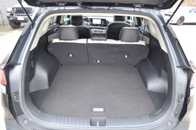Used 2023 Kia Sportage EX image 38