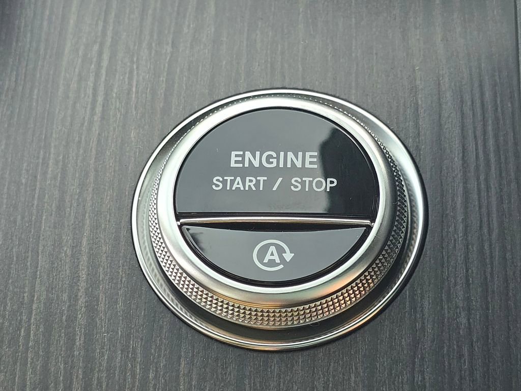 New 2026 Mercedes-Benz CLE 450 4MATIC Coupe image 35