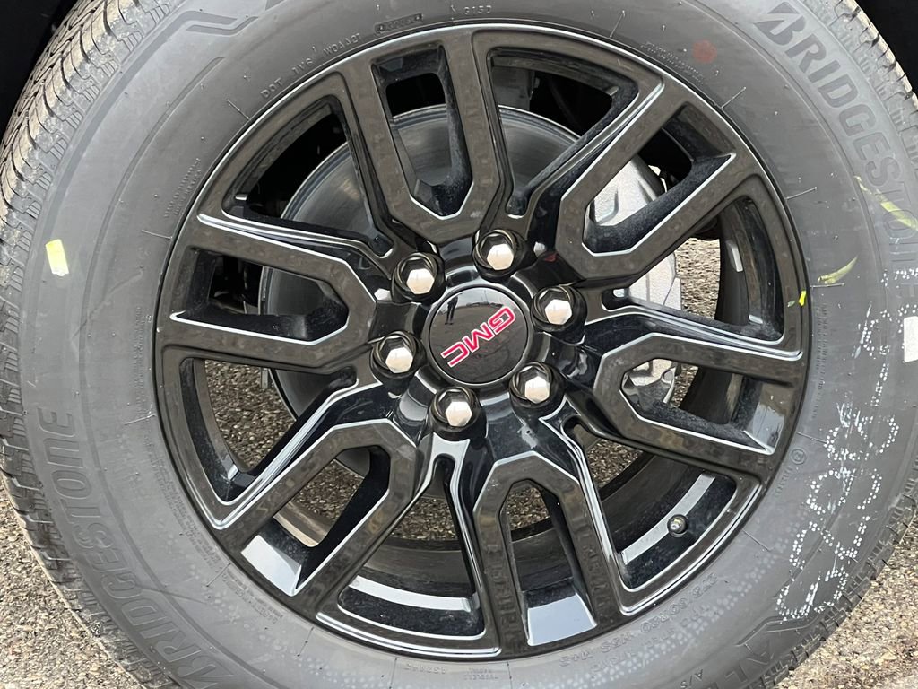 New 2026 GMC Sierra 1500 Elevation image 11