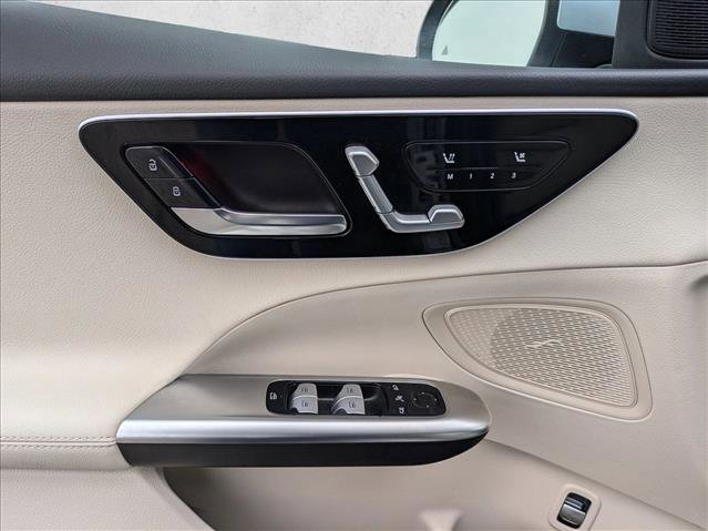 Certified 2025 Mercedes-Benz C 300 Sedan image 15