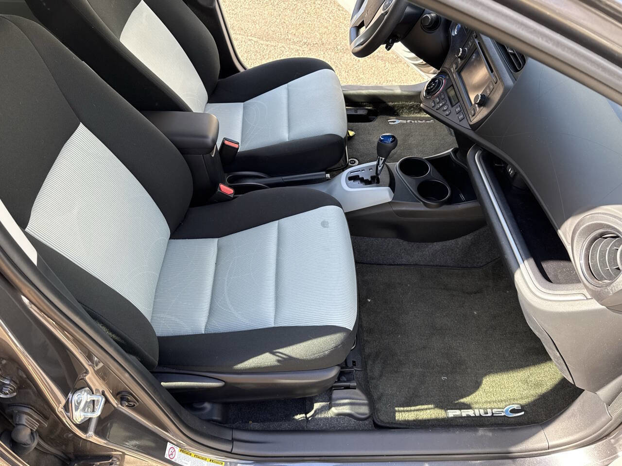 Used 2014 Toyota Prius C Three image 51