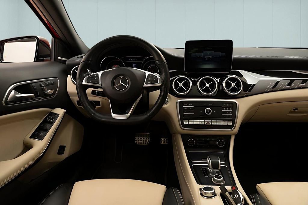 Used 2018 Mercedes-Benz GLA 45 AMG 4MATIC image 29