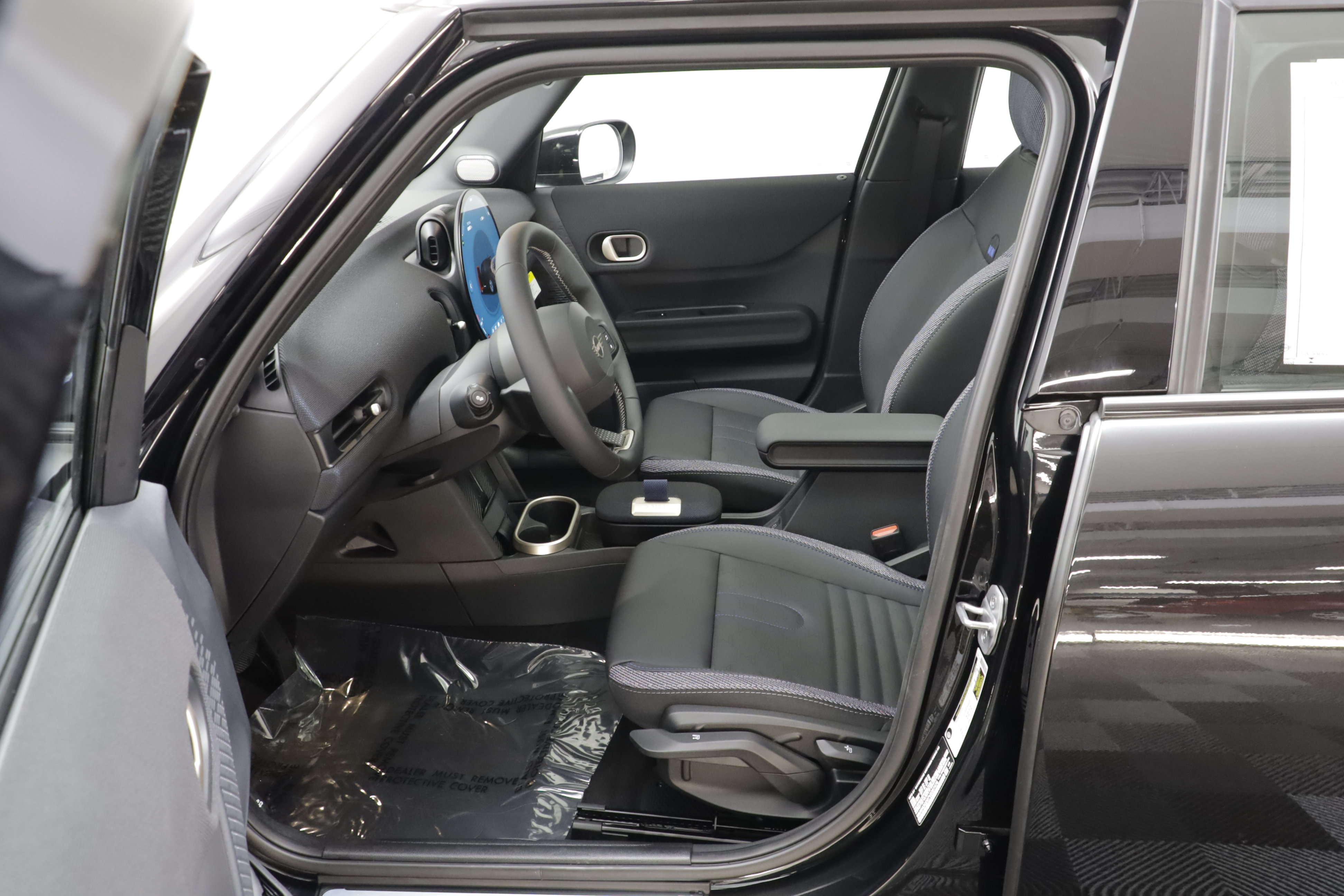 New 2027 MINI Cooper 4-Door Hardtop FWD image 7