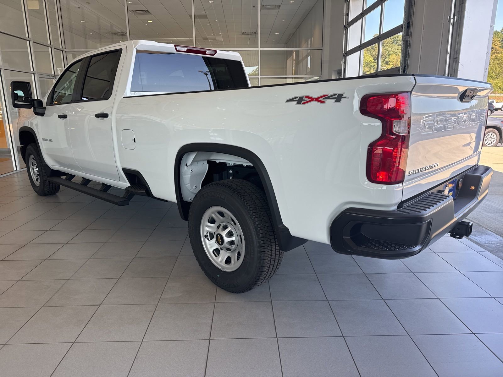 New 2025 Chevrolet Silverado 3500 W/T image 4