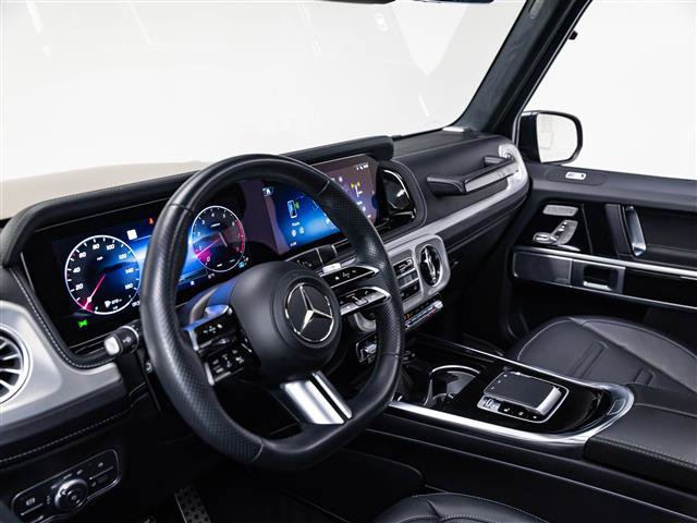 Used 2025 Mercedes-Benz G 550 image 18
