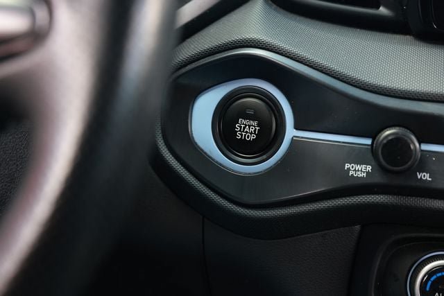 Used 2020 Hyundai Veloster N w/ Performance Package FWD image 33