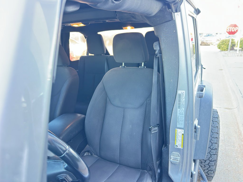 Used 2015 Jeep Wrangler Unlimited Sport w/ Quick Order Package 24S image 26