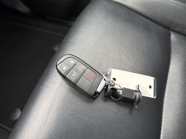 Used 2021 Jeep Grand Cherokee Limited w/ Trailer Tow Group IV image 34