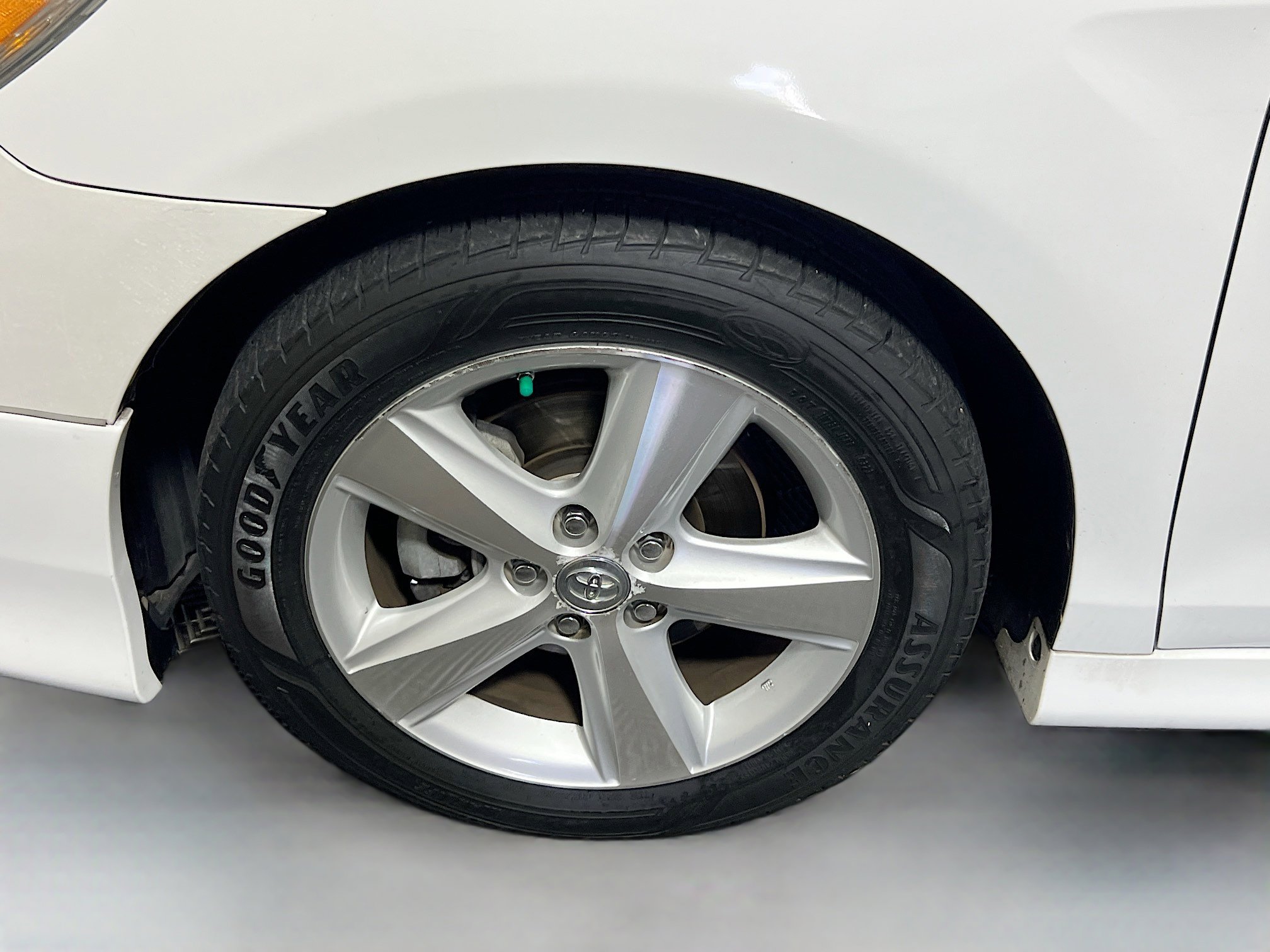 Used 2010 Toyota Camry SE image 13