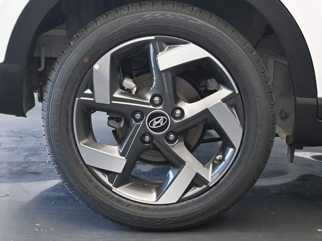 New 2026 Hyundai Venue SEL image 9