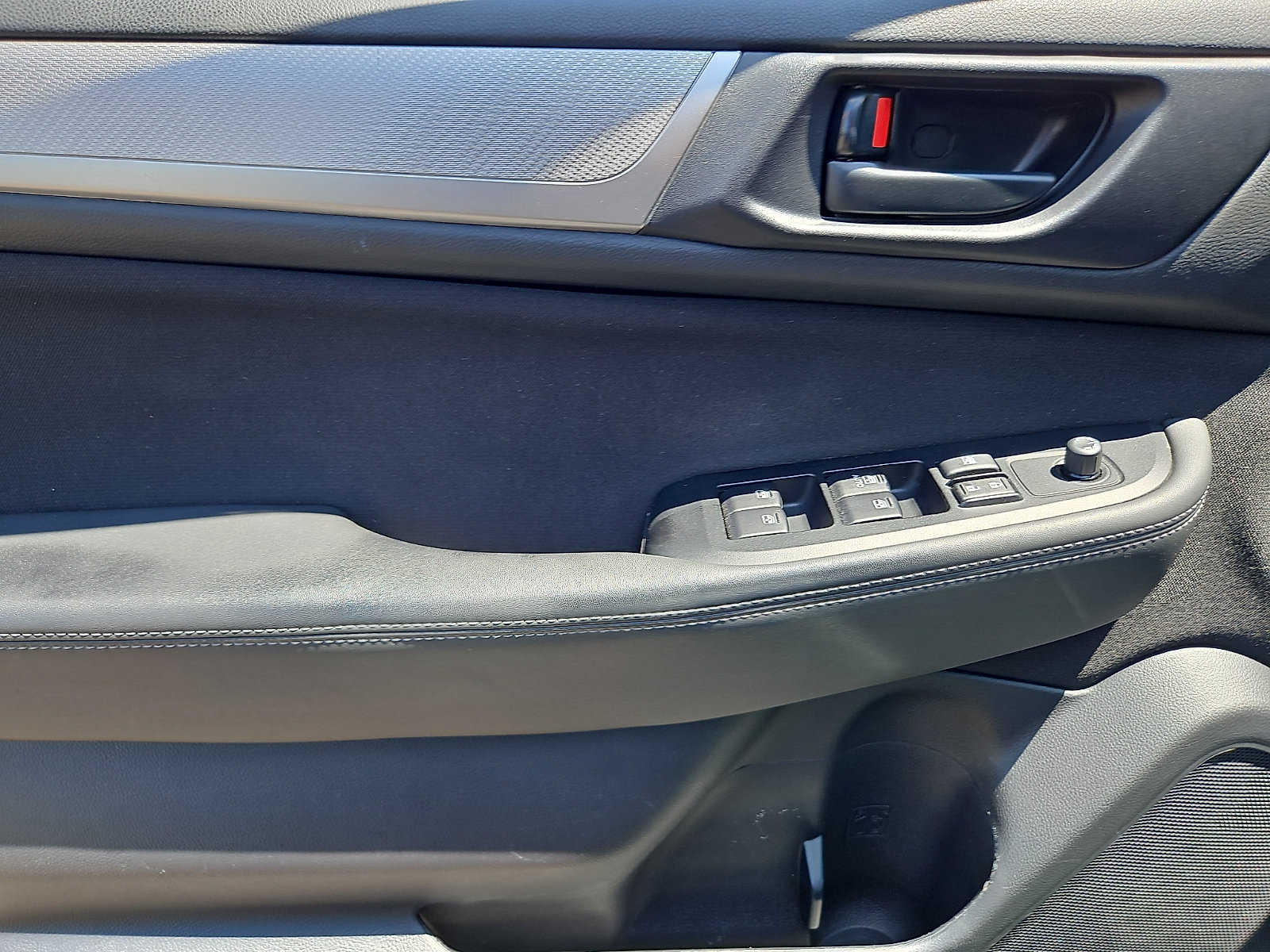 Used 2018 Subaru Outback 2.5i AWD/4WD image 12