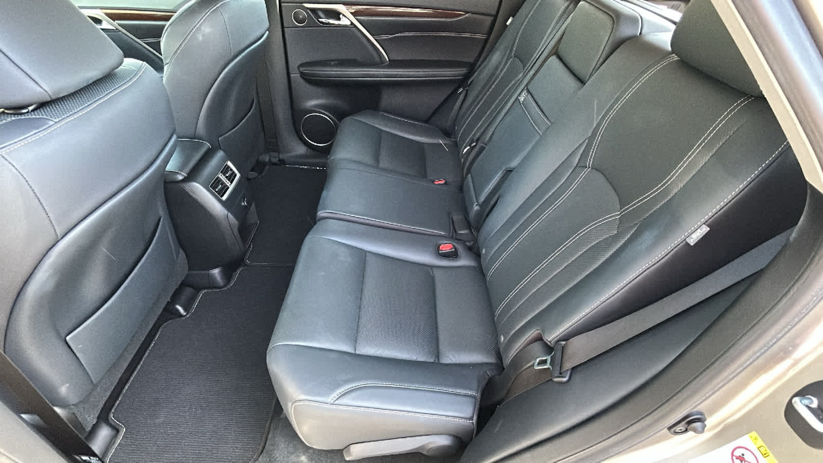 Used 2018 Lexus RX 350 AWD w/ Premium Package image 24