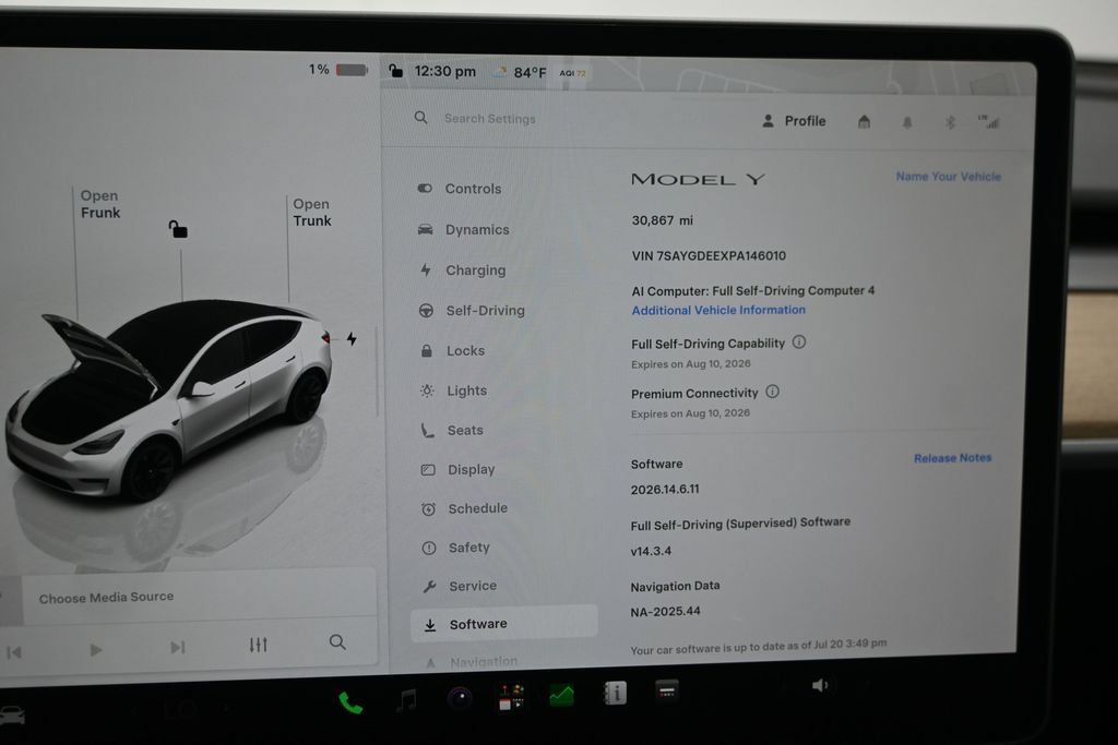 Used 2023 Tesla Model Y Long Range AWD/4WD image 17
