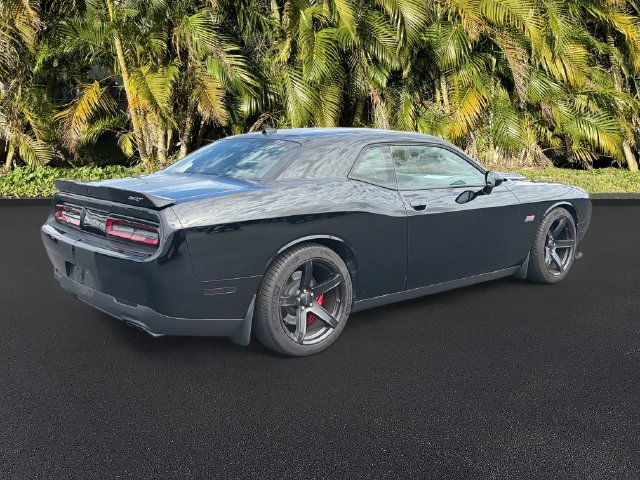 Used 2018 Dodge Challenger SRT w/ Technology Group RWD image 4