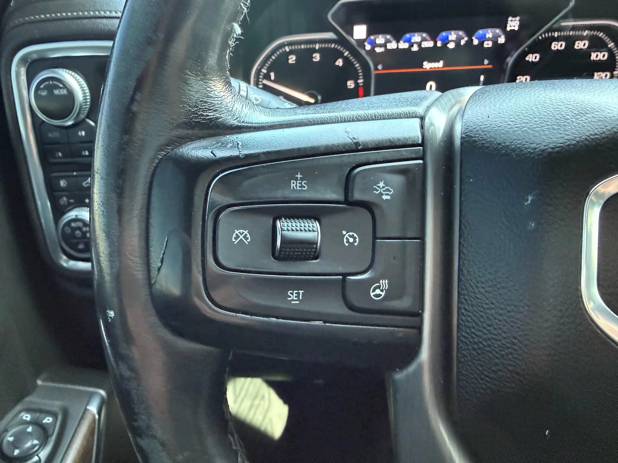 Used 2021 GMC Sierra 1500 Denali w/ Denali Ultimate Package AWD/4WD image 22