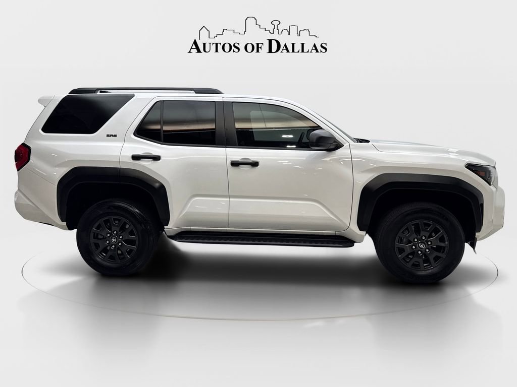 Used 2025 Toyota 4Runner SR5 AWD/4WD image 10