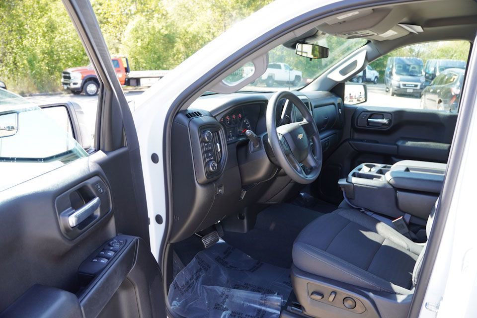 Certified 2024 Chevrolet Silverado 1500 Custom image 15